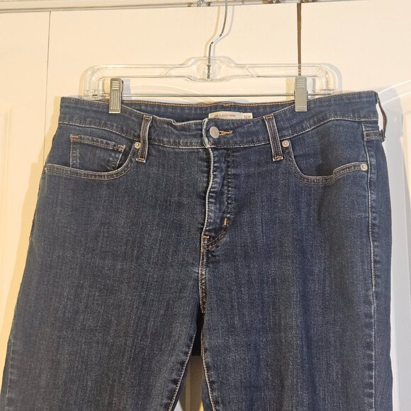 Levis Womens Jeans 415 Size 16W Blue Mid Rise Cotton Stretch Relaxed Bootcut - Picture 2 of 10